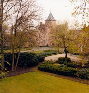 Afbeelding klooster Sint-Catharinadal in de Heilige Driehoek De Heilige Driehoek